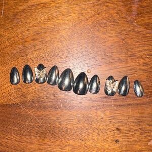 Glue on chrome butterfly nails